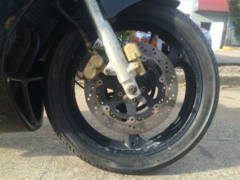 1988 SUZUKI GSXR1100