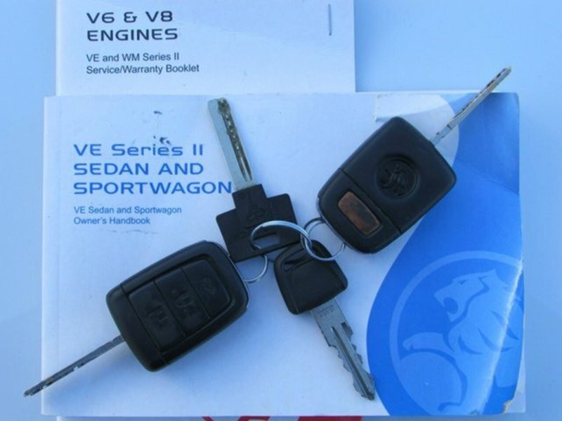 2012 HOLDEN COMMODORE OMEGA VE II MY12