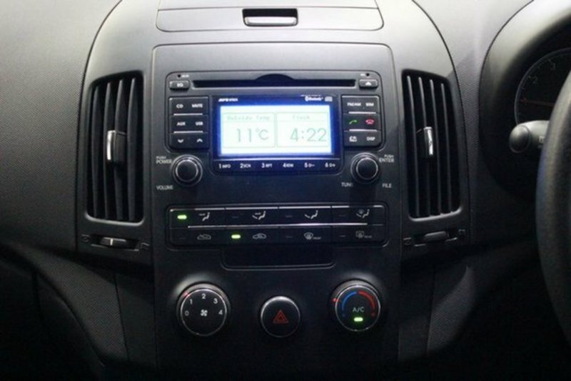 2011 HYUNDAI i30 SX FD MY11