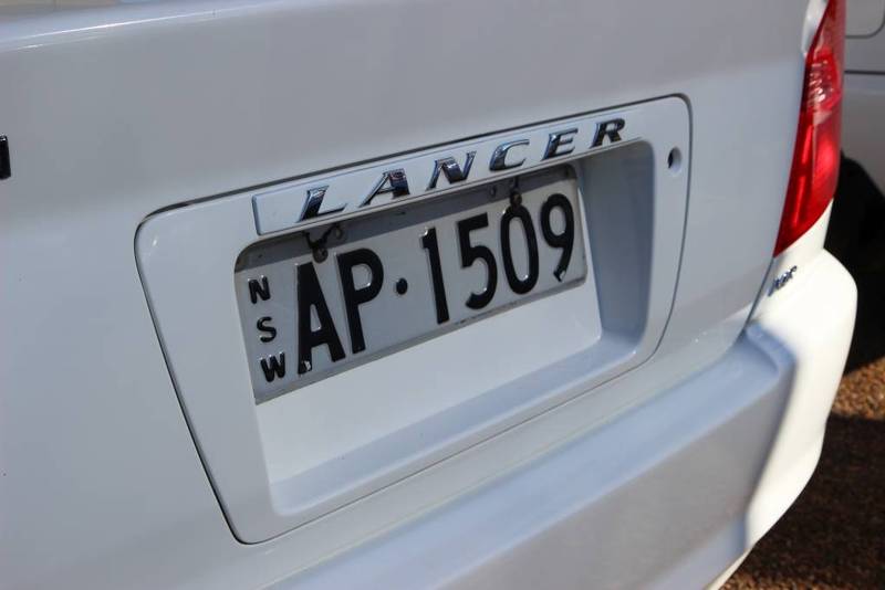 1999 MITSUBISHI LANCER MR CE