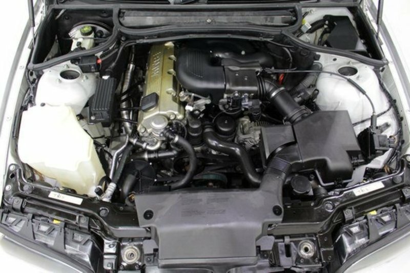 2001 BMW 320CI E46 MY2001