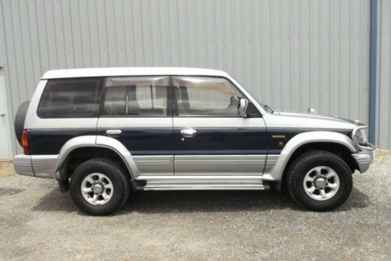 1995 MITSUBISHI PAJERO EXCEED GLS LWB (4x4) NJ