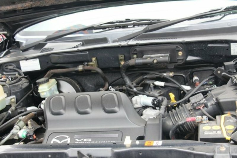 2002 MAZDA TRIBUTE LIMITED TRAVELLER