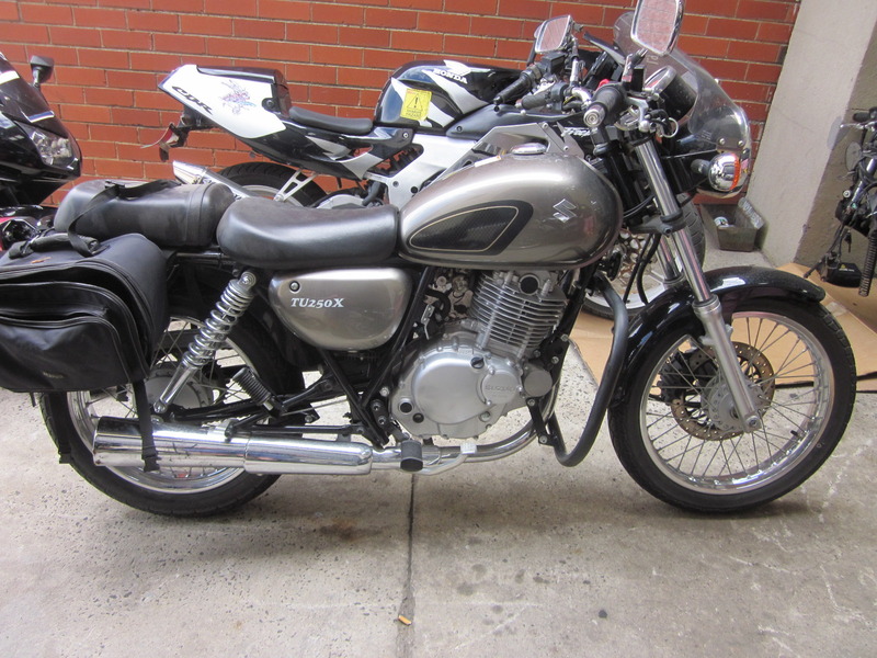2012 SUZUKI 250CC TU250X L1 010