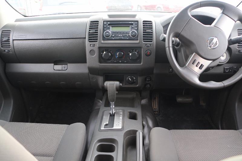 2012 NISSAN NAVARA dual cub utility