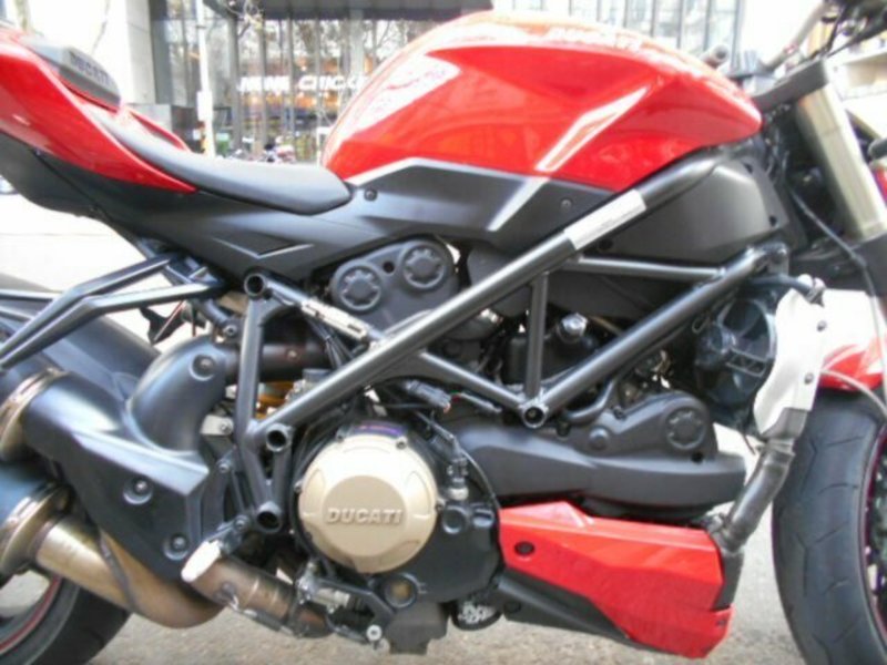 2009 DUCATI 1100CC STREETFIGHTER MY09