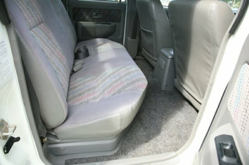 2002 HOLDEN RODEO LT SPORT (4x4) TFR9