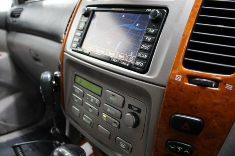 2006 TOYOTA LANDCRUISER SAHARA (4x4) UZJ100R UPGRADE