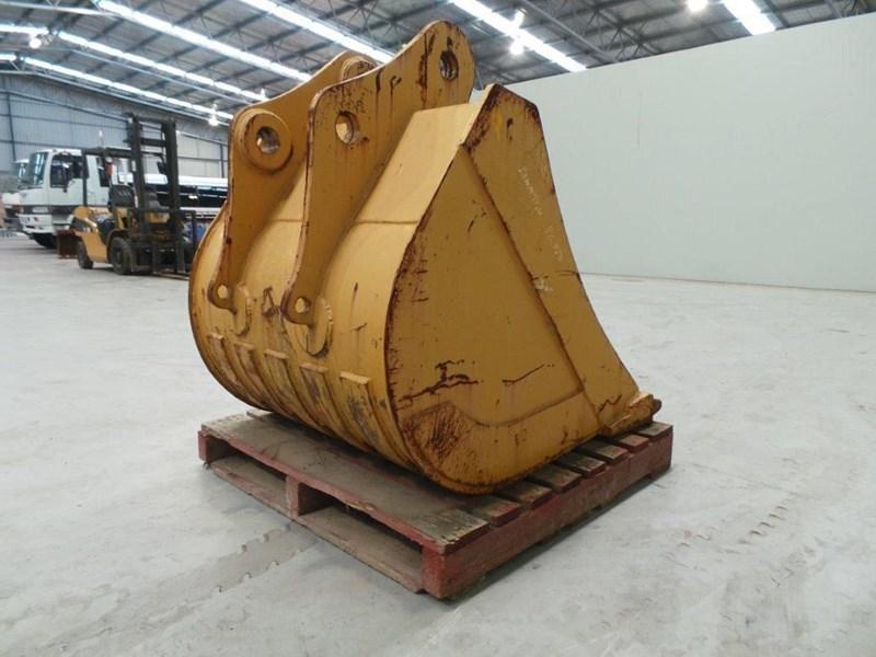 2017 WORKMATE 1000MM BUCKET