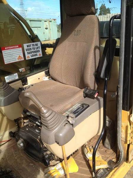 2001 CATERPILLER EXCAVATOR 330BL