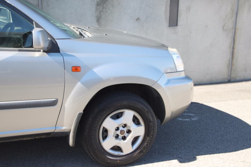2002 NISSAN X-TRAIL ST T30