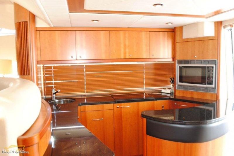 Sunseeker Manhattan 66