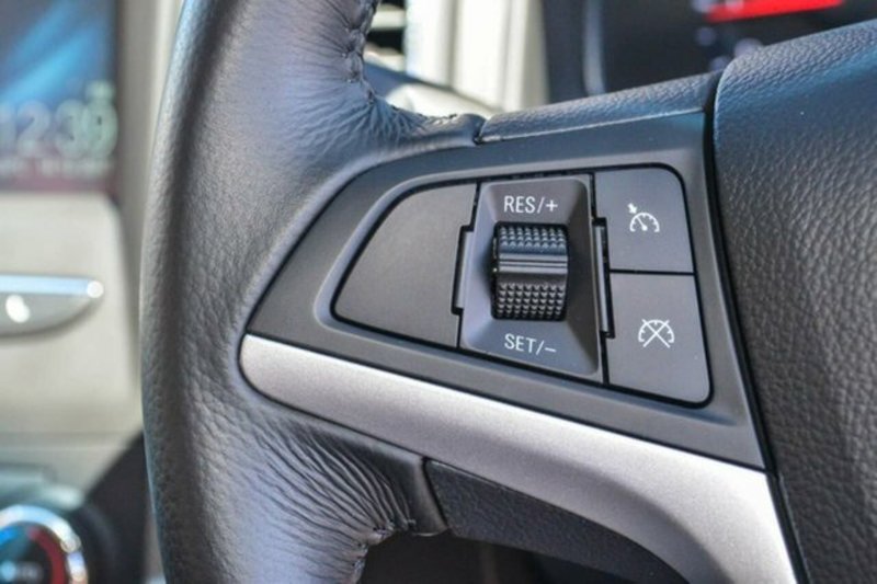2017 HOLDEN CAPTIVA ACTIVE 7 SEATER CG MY16