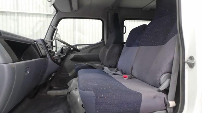 2006 FUSO CANTER