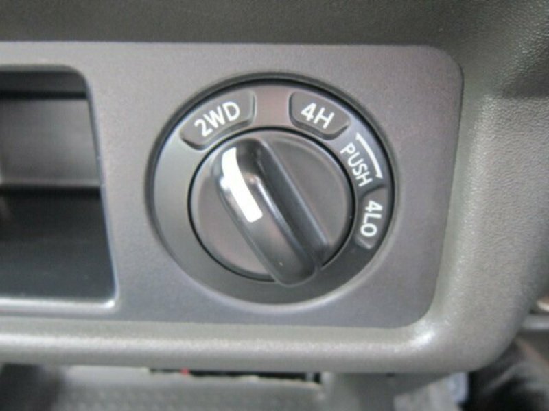 2011 NISSAN NAVARA ST-X King Cab D40 MY11