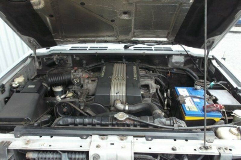 1995 MITSUBISHI PAJERO EXCEED GLS LWB (4x4) NJ