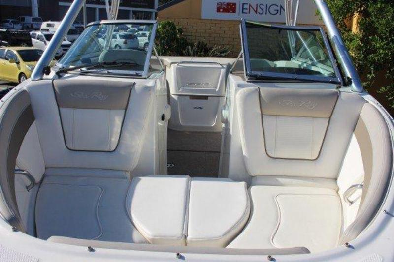Sea Ray 210 Slx