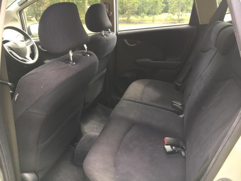 2012 HONDA JAZZ VIBE-S GE MY12