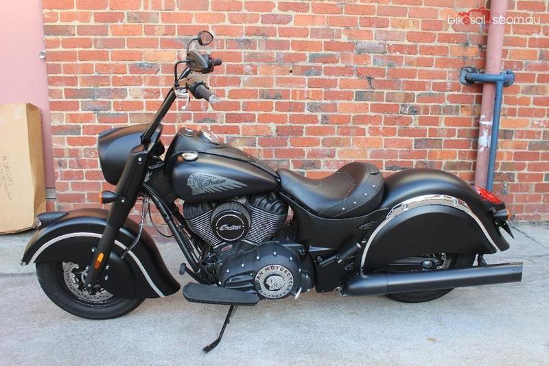 2015 INDIAN CHIEF DARK HORSE