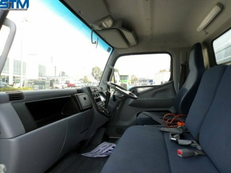 2009 MITSUBISHI FUSO FE84DE6SRFAC CANTER