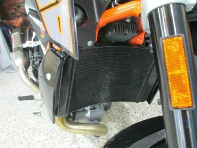 2012 KTM 690 DUKE Road