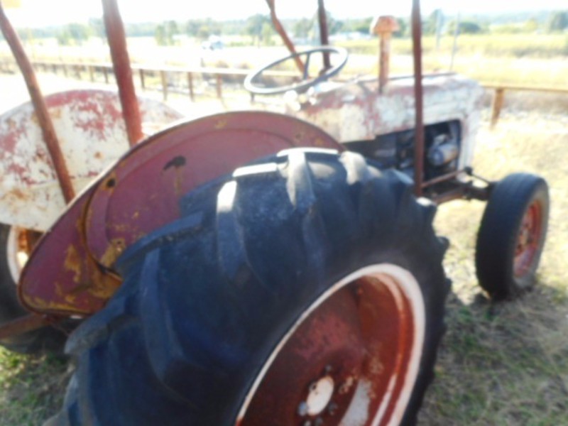 MASSEY FERGUSON MF35 Tractor Tractor
