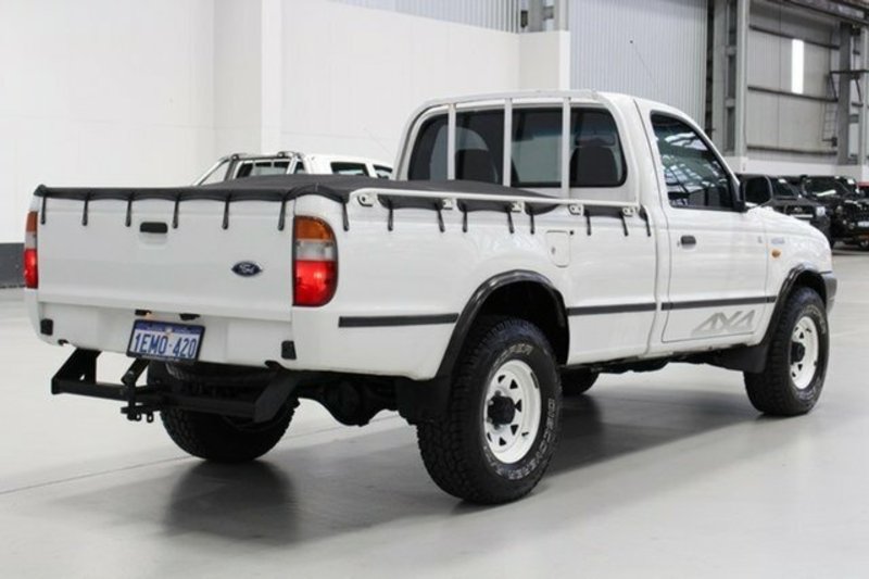 2002 FORD COURIER GL PE