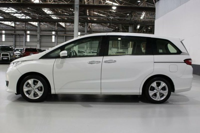 2014 HONDA ODYSSEY VTi RC