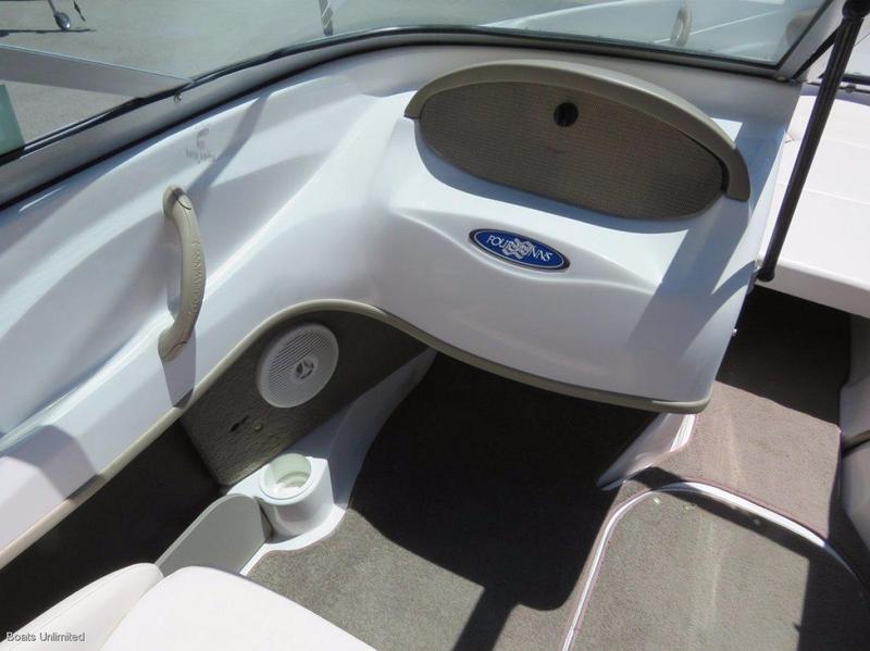 Four Winns BOW RIDER 180 CHEAP FIRST BOAT COMFORT SEATING