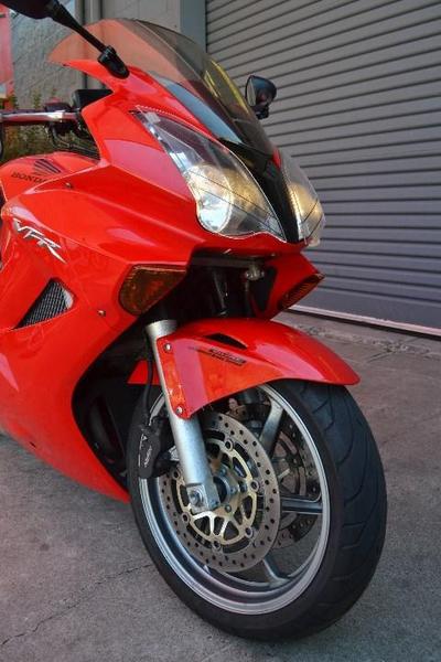 2005 HONDA VFR800FI