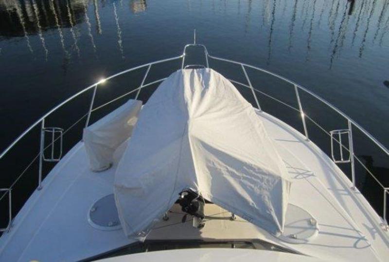 Riviera 40 Flybridge