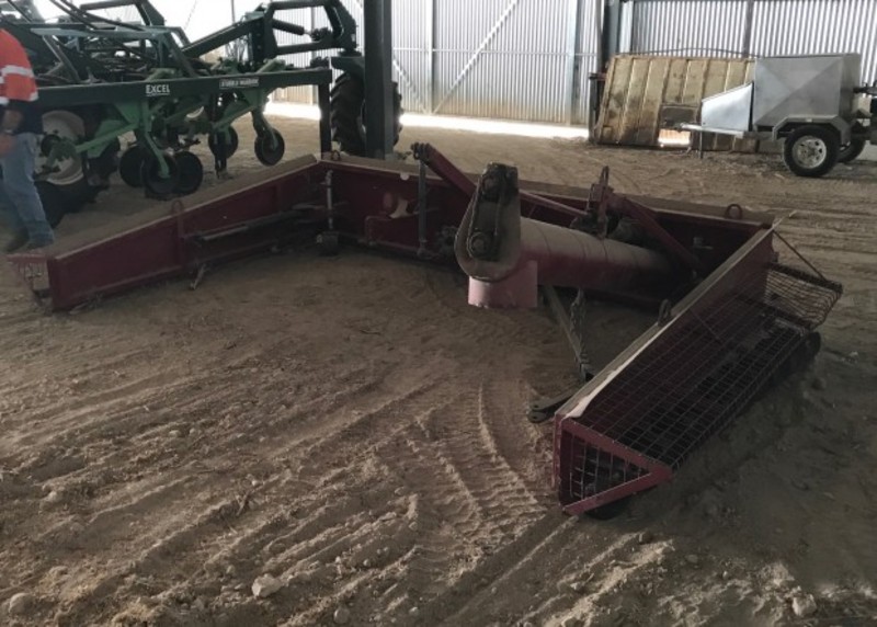 Custom Bunker Sweep Grain Auger