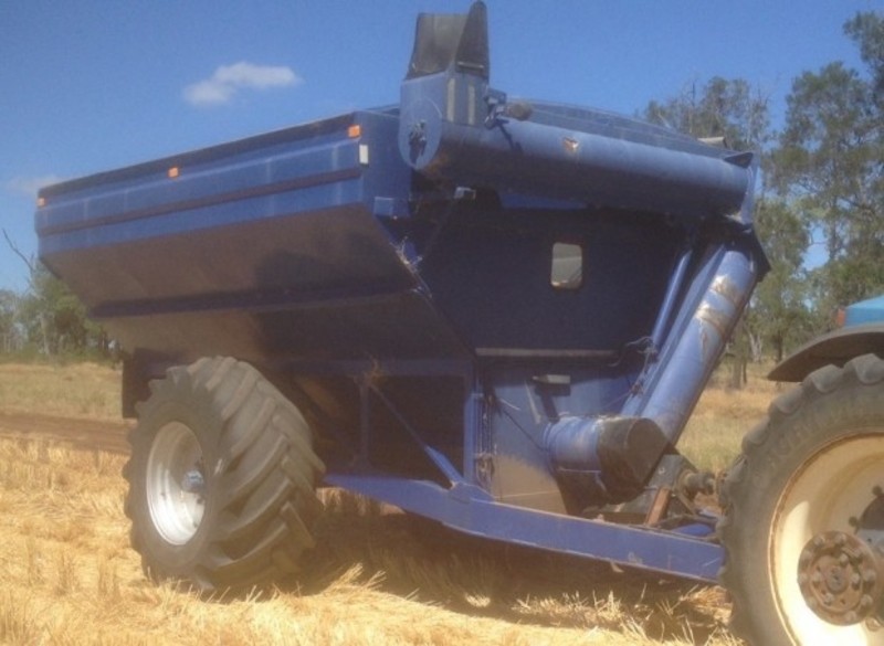 Custom 18T Harvester chaser bin