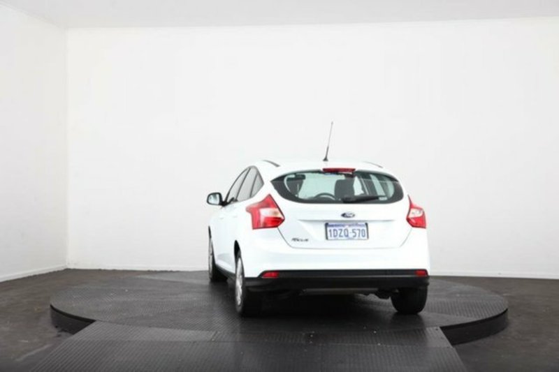 2012 FORD FOCUS AMBIENTE LW MK2