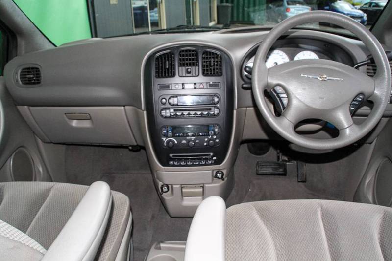 2005 CHRYSLER VOYAGER SE RG 05 UPGRADE