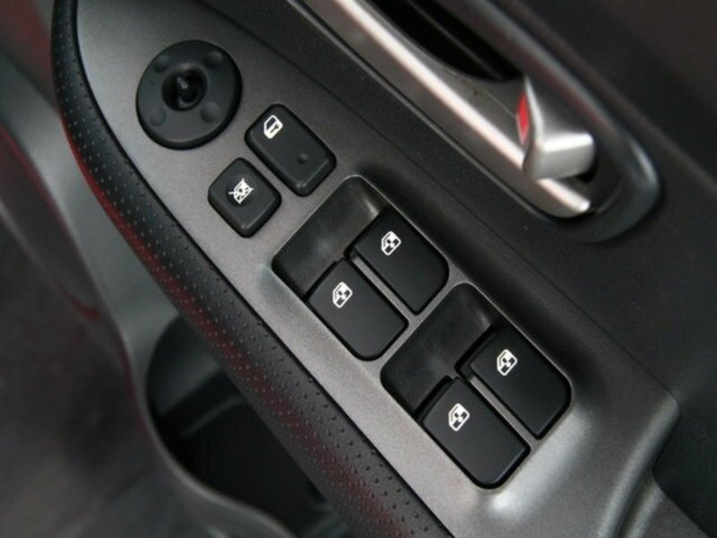2009 KIA RONDO EX UN