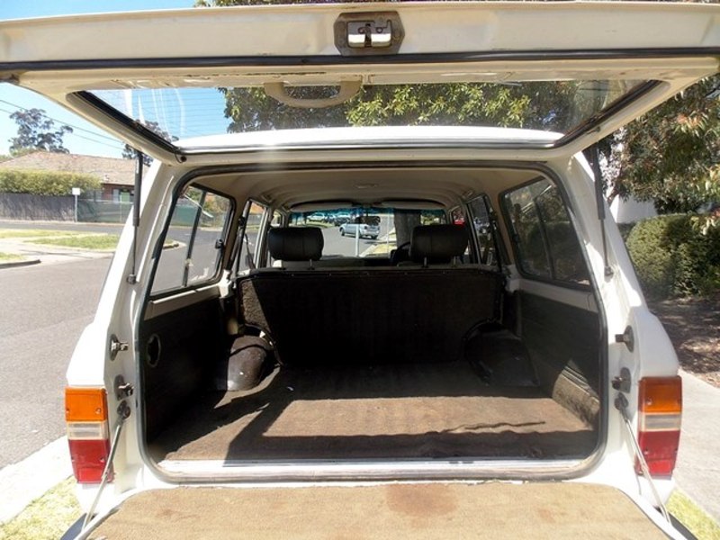 1985 TOYOTA LANDCRUISER (4x4)