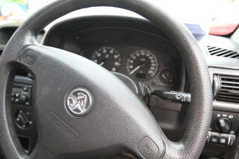 2003 HOLDEN ASTRA CITY TS