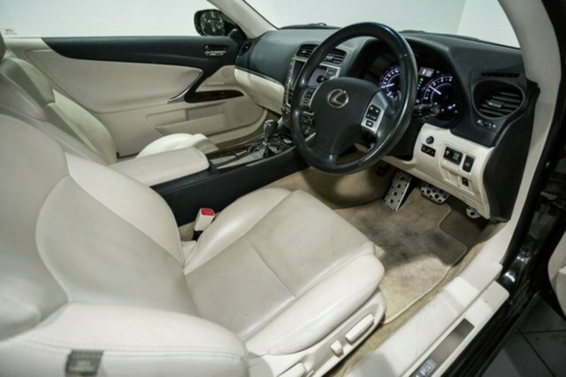 2010 LEXUS IS250C SPORTS LUXURY GSE20R