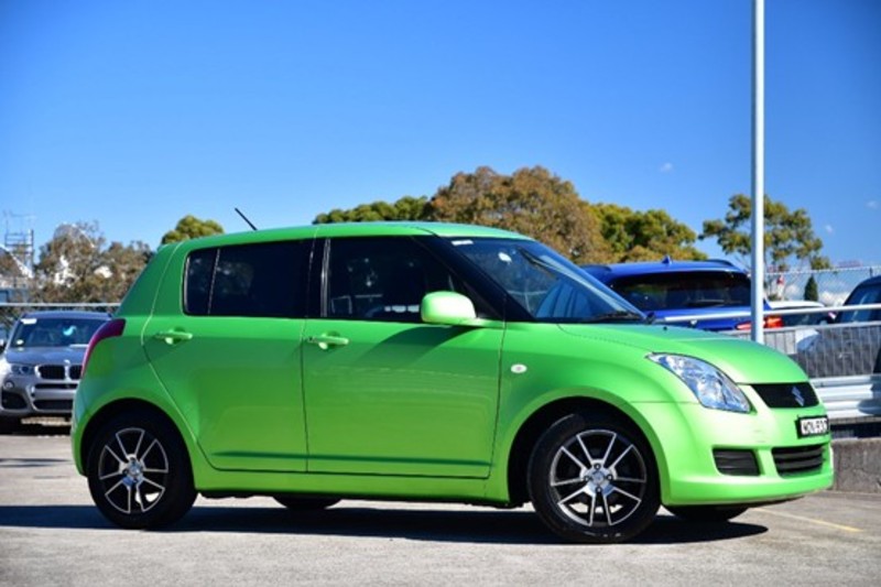 2010 SUZUKI SWIFT GLX RS415