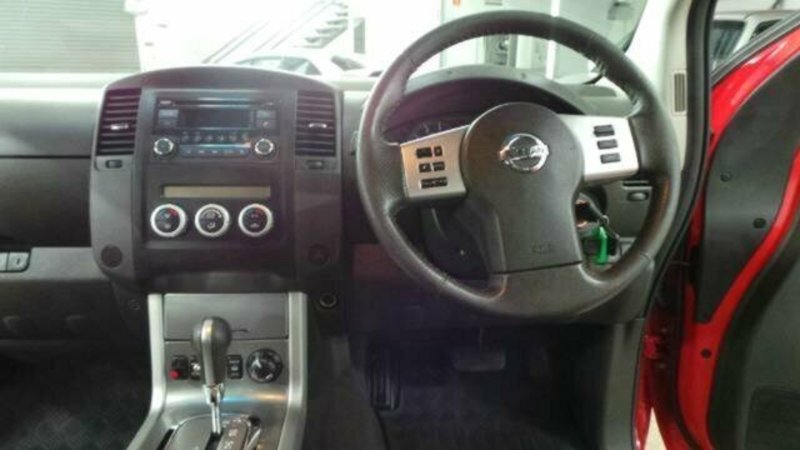 2012 NISSAN NAVARA ST (4x4) D40