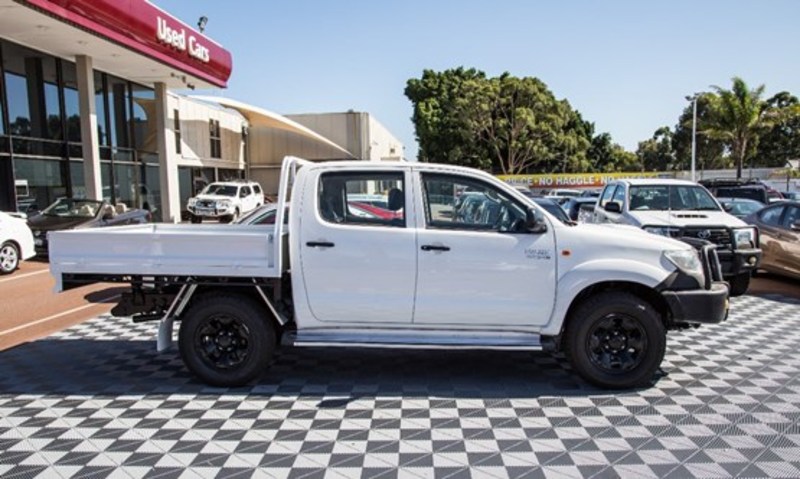 2012 TOYOTA HILUX SR KUN26R