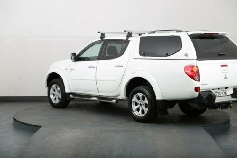 2015 MITSUBISHI TRITON GLX-R (4x4) MN MY15