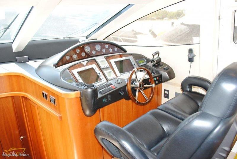 Sunseeker Manhattan 66