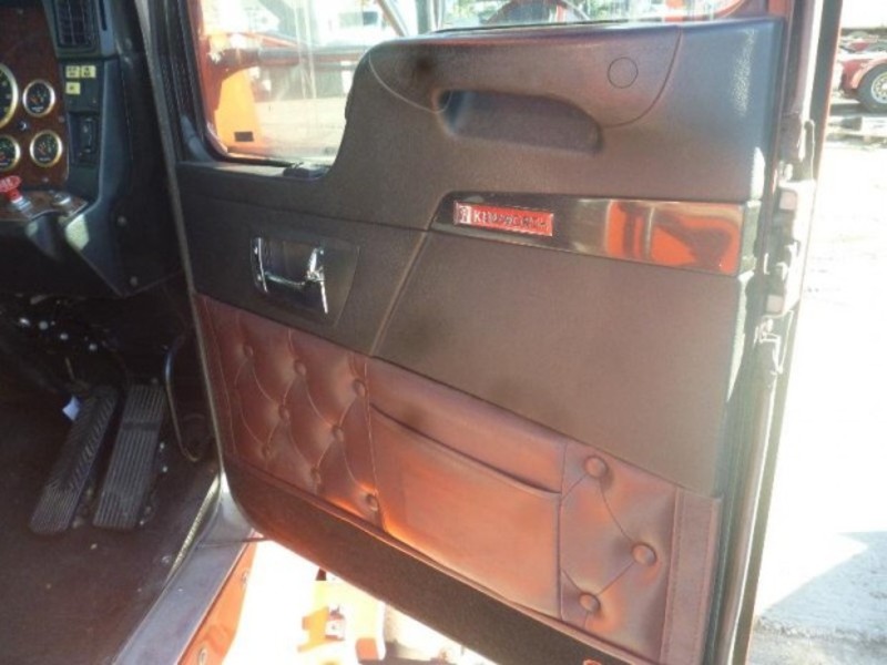 2012 KENWORTH T609 T609 Truck
