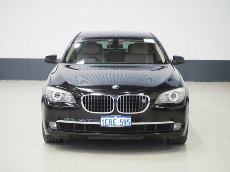 2009 BMW 7 50i F01
