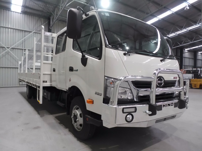 2016 HINO 920 - 300 Series 920 - 300 Series Truck