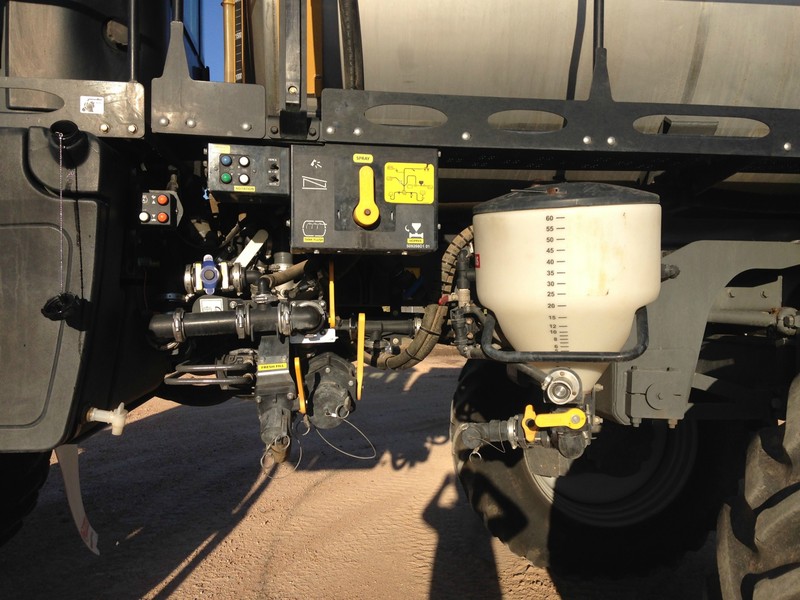 RoGator RG1300 RG1300 Sprayer