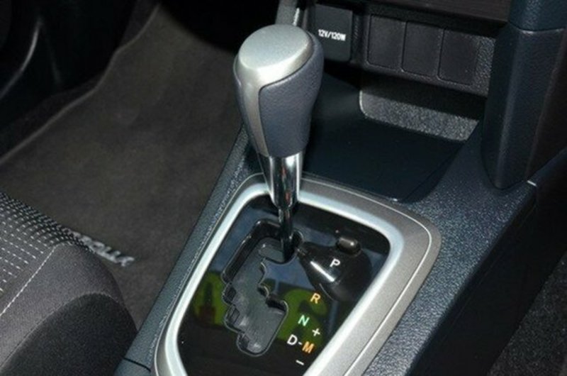 2014 TOYOTA COROLLA ASCENT SPORT ZRE152R MY11