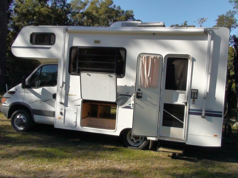 1993 HSV JACKAROO (4x4) - 2 different vehicles